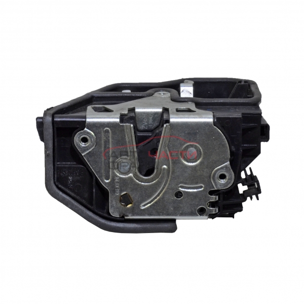 Предна лява брава BMW F30 2.0 D 190 конски сили 7229461 5 пина