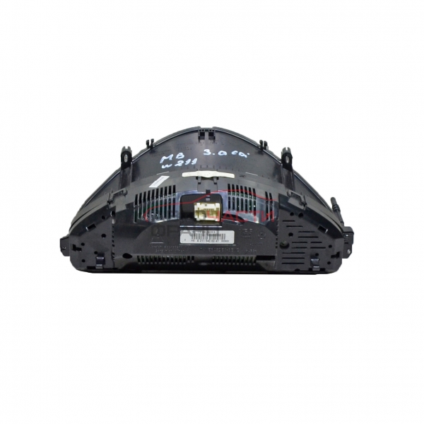Километражно табло Mercedes E-Class W211 3.0 CDI 224 конски сили A2115406047