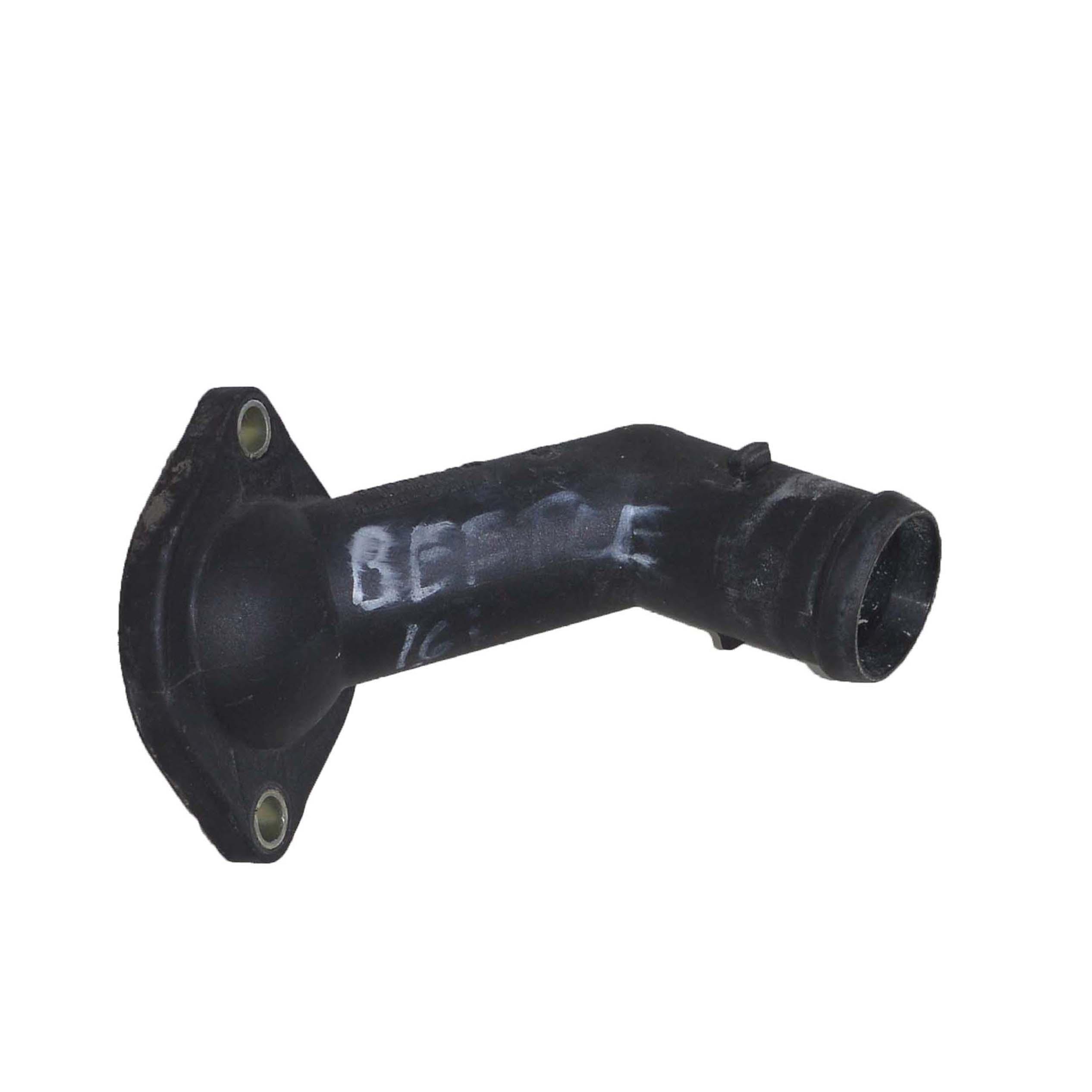 Воден фланец VW Beetle 1.6 бензин 102 конски сили 06A121121C