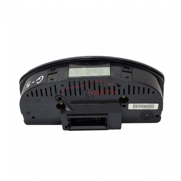 Километражно табло VW Golf 5 2.0 TDI 1K0920871B