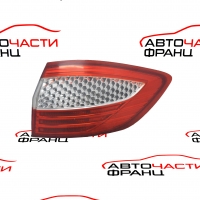 Десен външен стоп Ford Mondeo III комби 2.0 TDCI 130 конски сили 7S71-13404-B