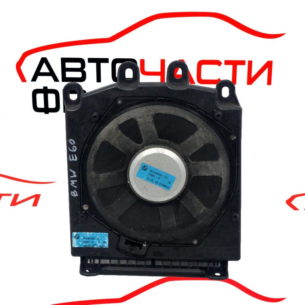Десен субуфер BMW E60 2.5 D 65136929101-01