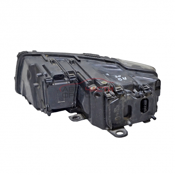 Десен фар Audi A8 4.0 TDI 275 конски сили