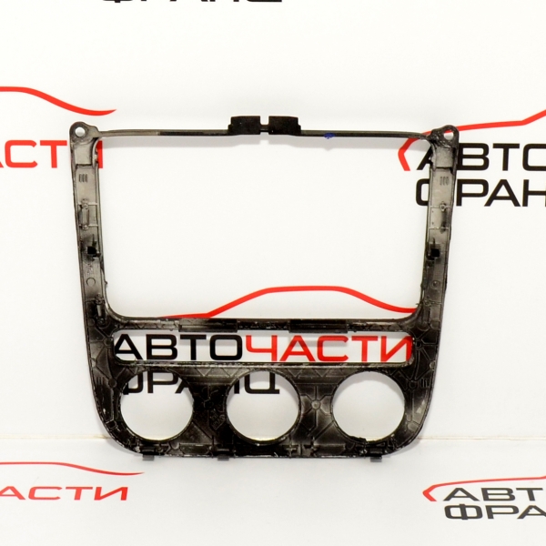 Конзола Volkswagen GOLF 5 2.0 GTI 200 конски сили 1K0858071E