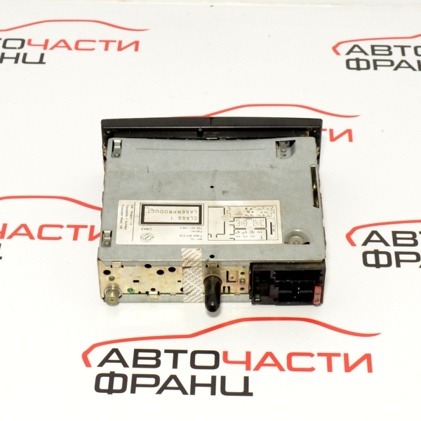 Радио CD Peugeot 207 1.6i 16V 120 конски сили 96 643 698 XT 01