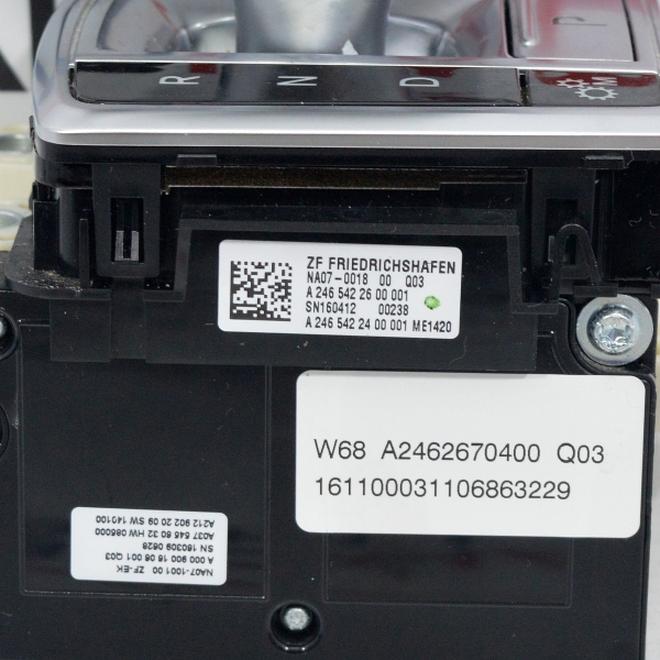 Скоростен лост Mercedes A Class W176 A 45 AMG A2465422600001 2016г