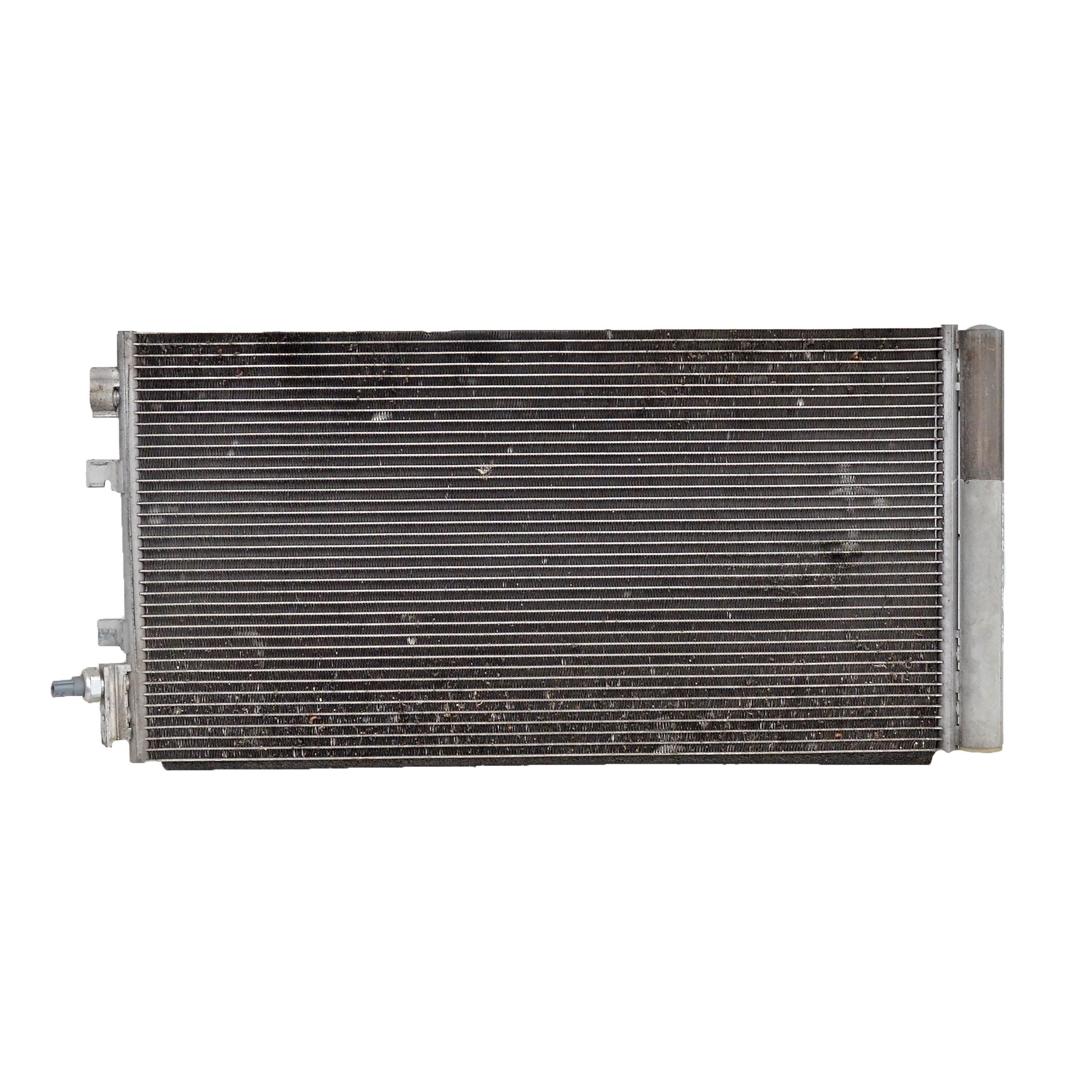 Климатичен радиатор Renault Megane III 1.5 DCI 110 конски сили 921000294R-A