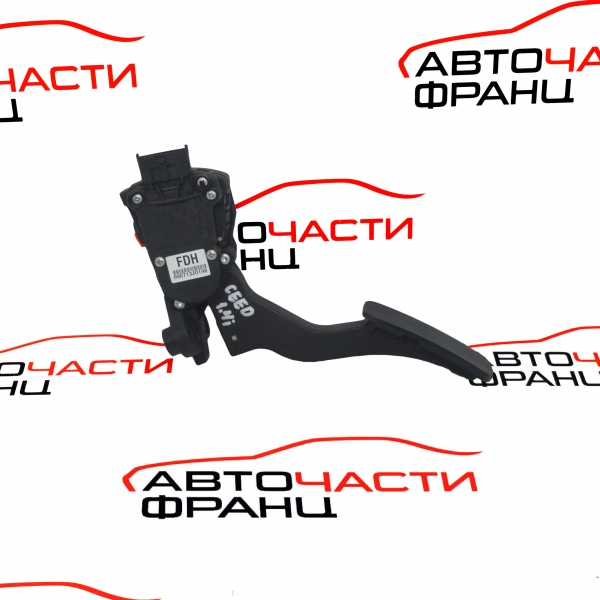Педал газ Kia Ceed 1.4 i 90 конски сили 32700-2R300