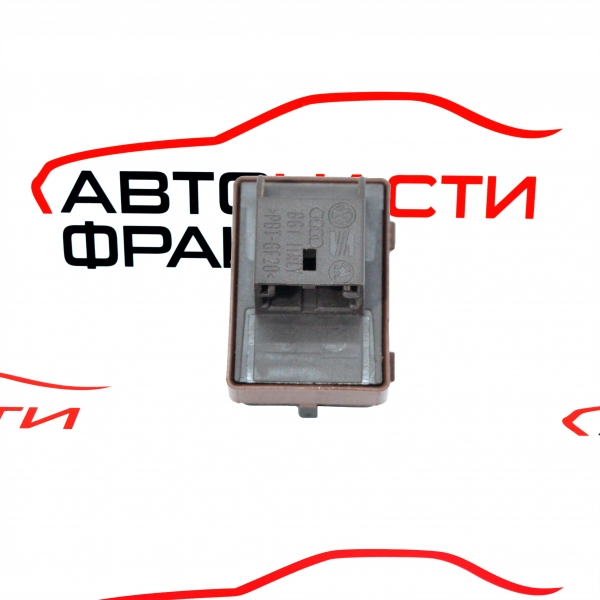 Бутон отваряне  заден капак  Audi A5 2.0 TDI quattro 8K0959831