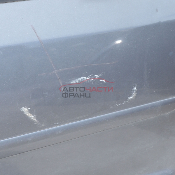 Предна дясна врата VW Touran 1.9 TDI 105 конски сили