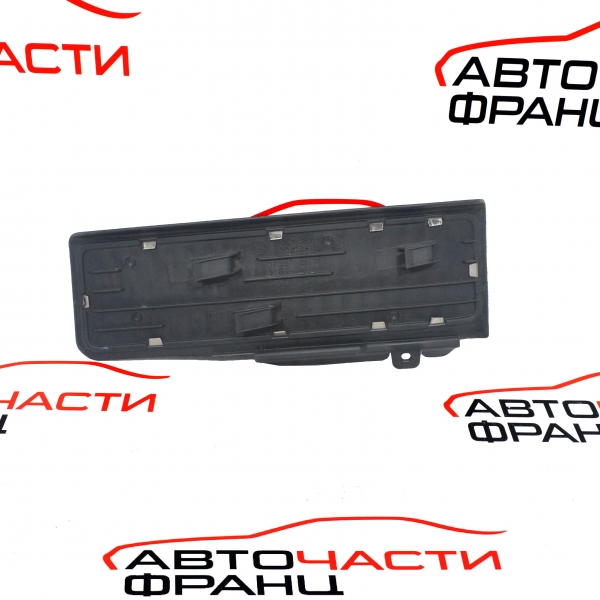 Подложка почивка крак VW Golf 5 2.0 TDI 140 конски сили 1K1864551