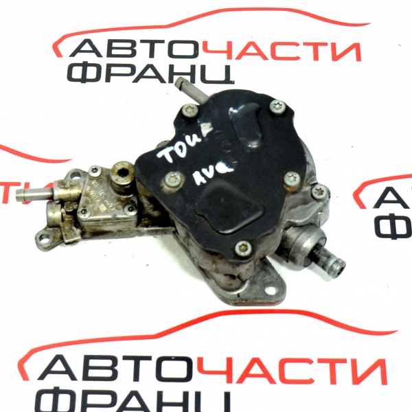 Вакуум помпа VW Touran 1.9 TDI 100 конски сили 038 145 209 E