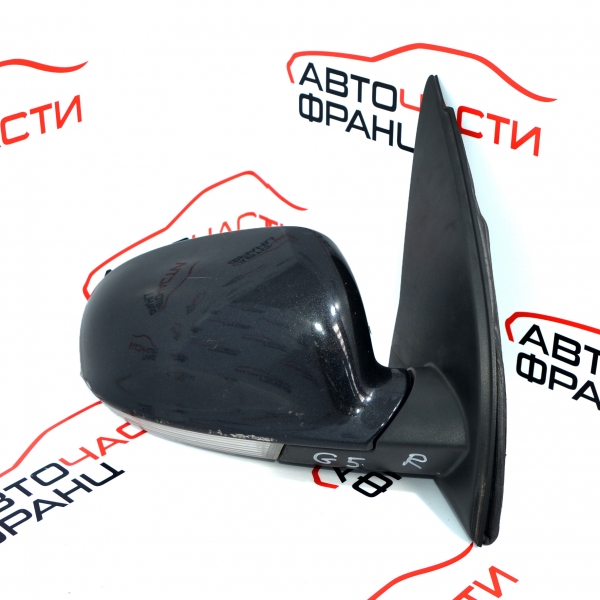 Дясно огледало  VW Golf 5 1.6 FSI 115 конски сили 1K0857934