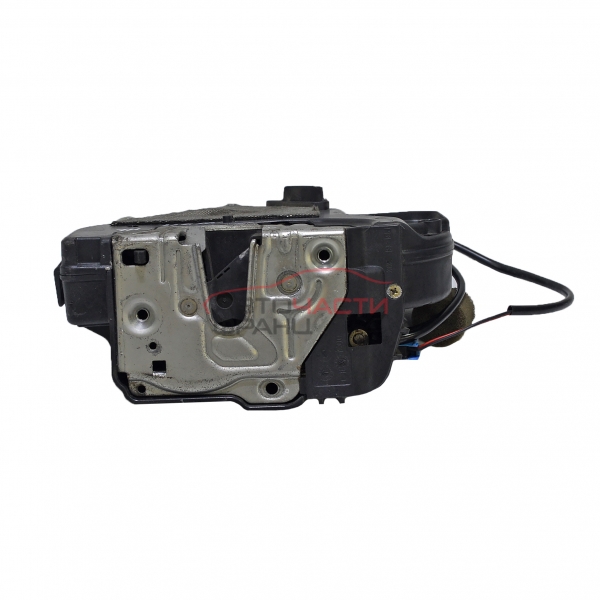 Брава задна дясна врата Mercedes E-Class W211 3.0 CDI 2117300535