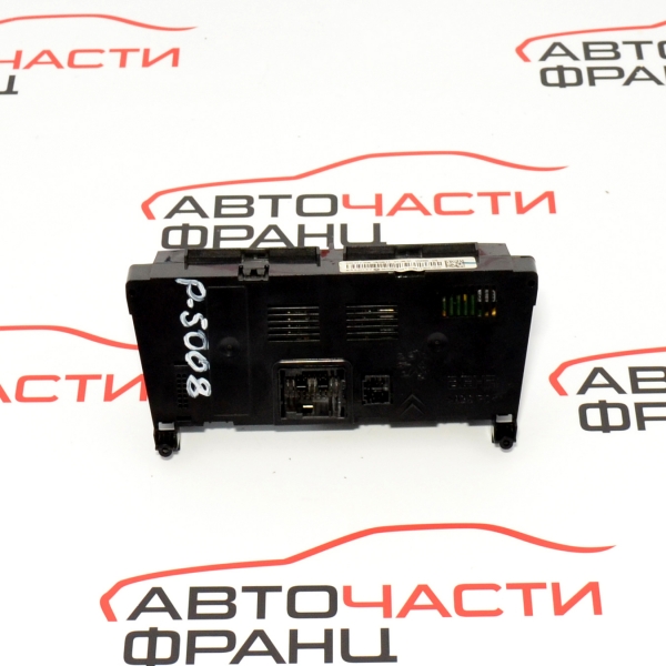 Панел управление климатик Peugeot 5008 1.6 HDI 114 конски сили 96738323XT