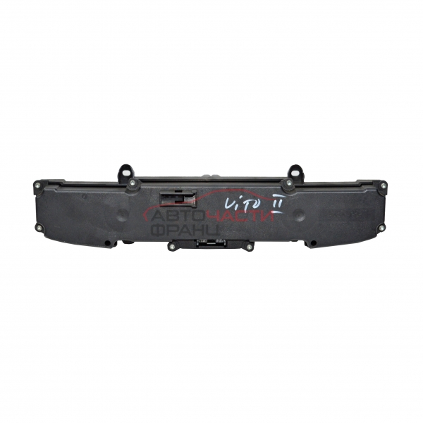 Бутон аварийни светлини Mercedes Vito 2.0 CDI 109 конски сили 6395450207