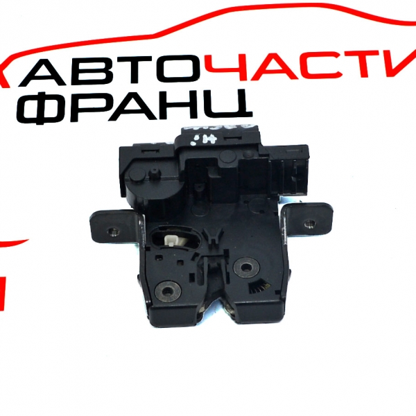 Брава заден капак Nissan Qashqai 1.5 DCI 106 конски сили 90502EY10A