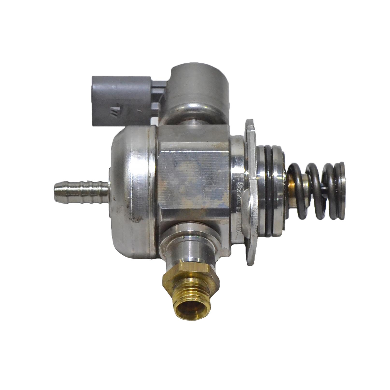 Механична горивна помпа Skoda Superb 1.8 TSI 160 конски сили 06H127025N