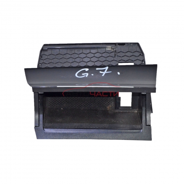 Барче VW Golf 7 1.6 TDI 105 конски сили 5G1.863.391