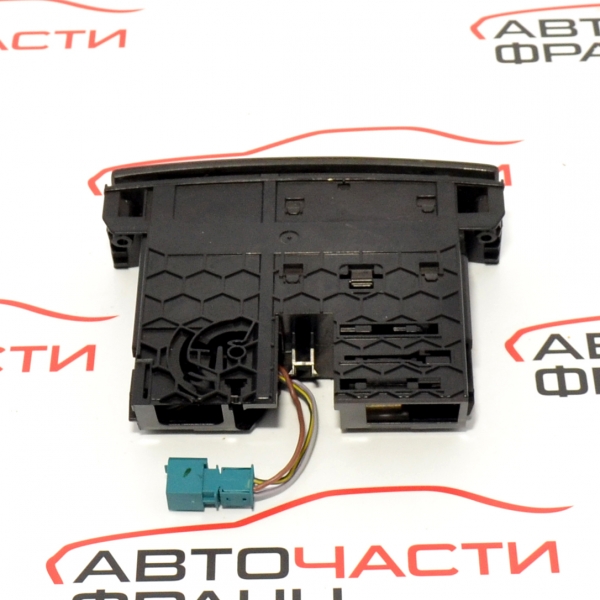 Пепелник Mercedes ML W164 3.0 CDI 224 конски сили A1648100130