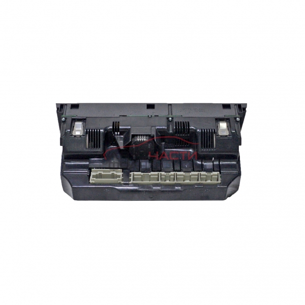 Панел климатроник Audi A6 3.0 TDI 225 конски сили 4F1820043S