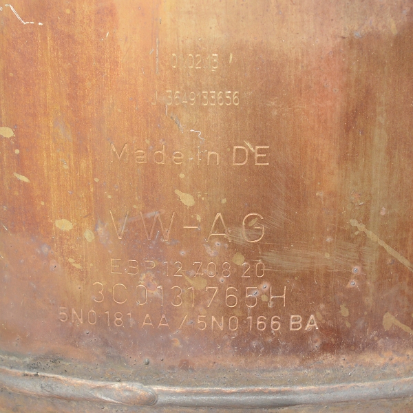 DPF филтър VW Passat VII 2.0 TDI 140 конски сили 3C0131765H 2013г