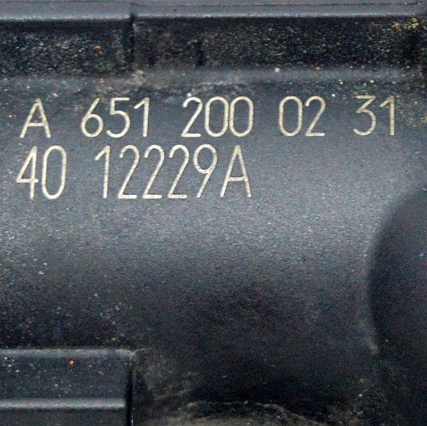 Водна помпа външна Mercedes E Class W212 2.1 CDI A6512000231 2011г