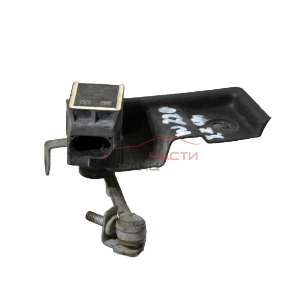 Сензор височина Mercedes S-Class W220 3.2 CDI 204 конски сили A0105427617