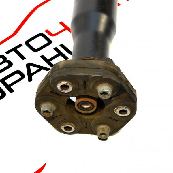 Заден кардан Mercedes C Class W205 450 AMG 367 конски сили А2058003 2016г