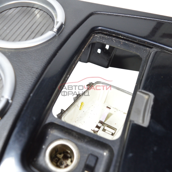 Централна конзола BMW E65 3.0 D 218 конски сили 2003г