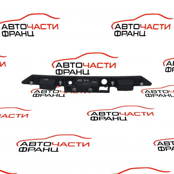 Лайсна над номер Audi A8 4.2 TDI 351 конски сили 4E0827574H   2010г