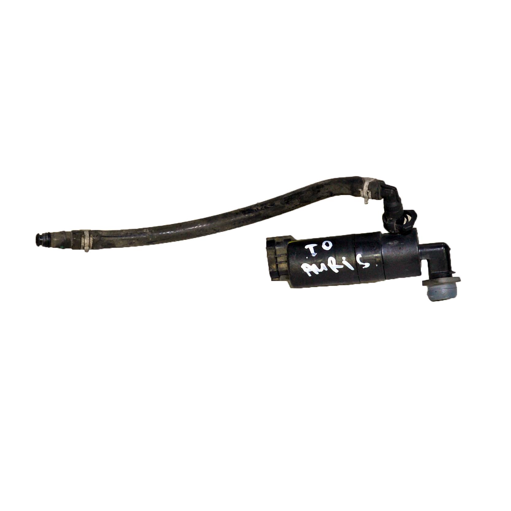 Помпичка измиване фар Toyota Auris 1.6 VVT-i 124 конски сили