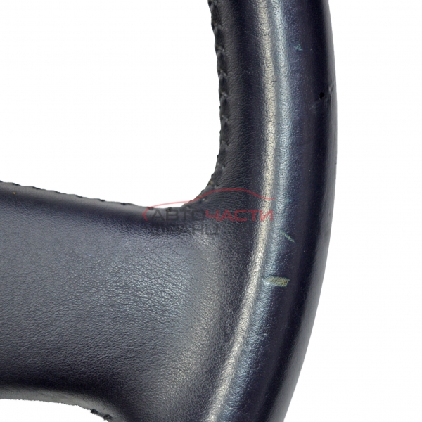 Волан Audi A8 4.2 i 335 конски сили