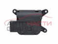 Моторче клапи климатик парно Skoda Fabia 1.9 SDI 64 конски сили 0132801357 Моторче клапи климатик парно Skoda Fabia 1.9 SDI 64 конски сили 0132801357