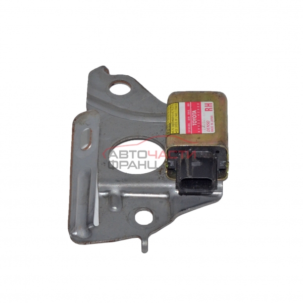 Заден десен airbag сензор Toyota Rav 4 2.0 D-4D 116 конски сили 89833-42020