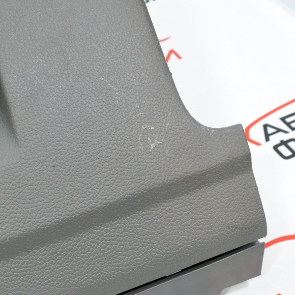 Конзола арматурно табло VW Golf 5 1.6 i 105 конски сили 1K1858367