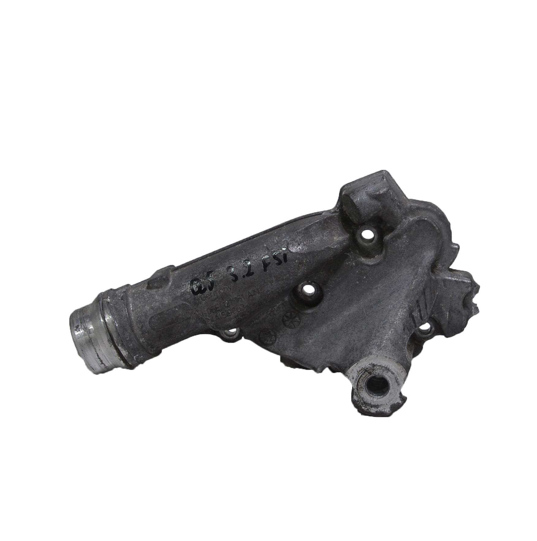 Термостатно тяло Audi Q5 3.2 FSI 270 конски сили 06E121161