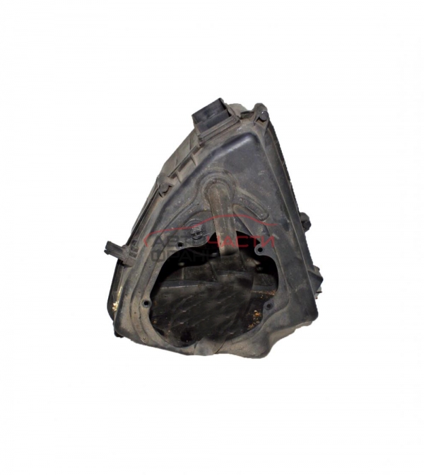 Дясна кутия въздушен филтър Audi A8 4.0 TDI 275 конски сили