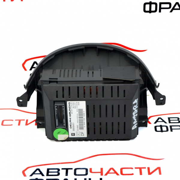 Дисплей Opel Antara 2.0 CDTI 150 конски сили 96858451