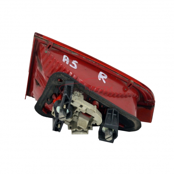 Десен стоп Audi A5 3.0 TDI 240 конски сили 8T0945094