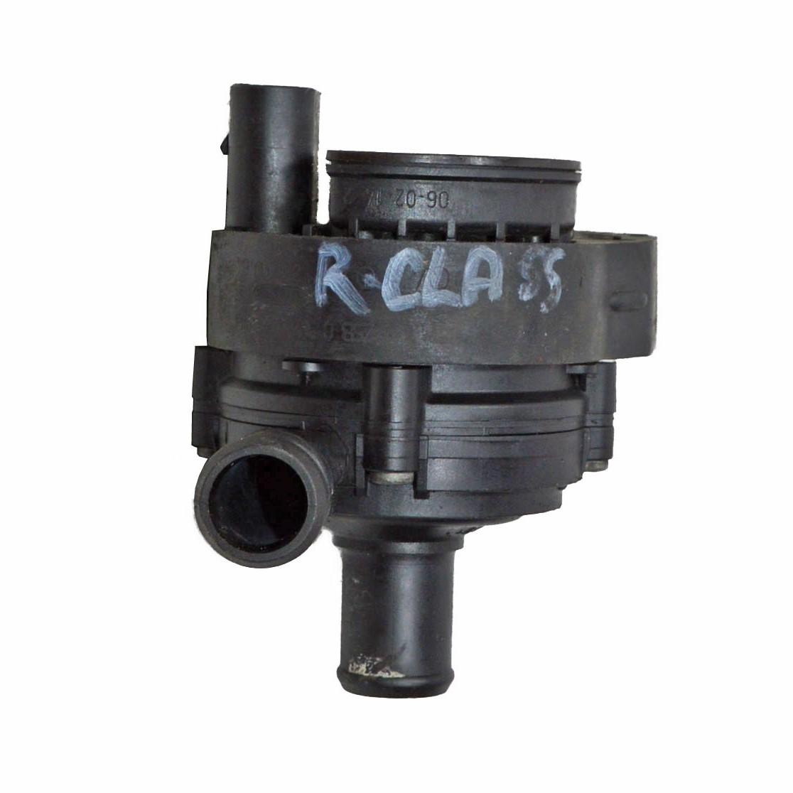 Водна помпа външна Mercedes R class W251 3.0 CDI 211 конски сили A2118350364