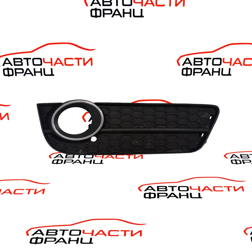 Дясна решетка броня Audi A5 3.0 TDI 240 конски сили 8T0807682RH