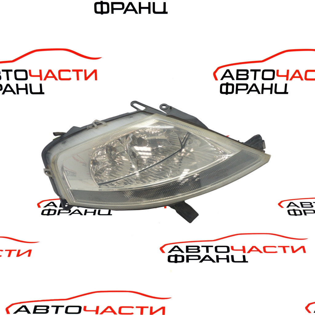 Десен фар Citroen C3 1.4 HDi 16V 90 конски сили 41200748D
