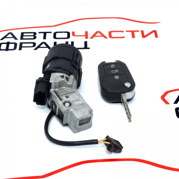 Контактен ключ Peugeot 208 1.2 i 9663123380