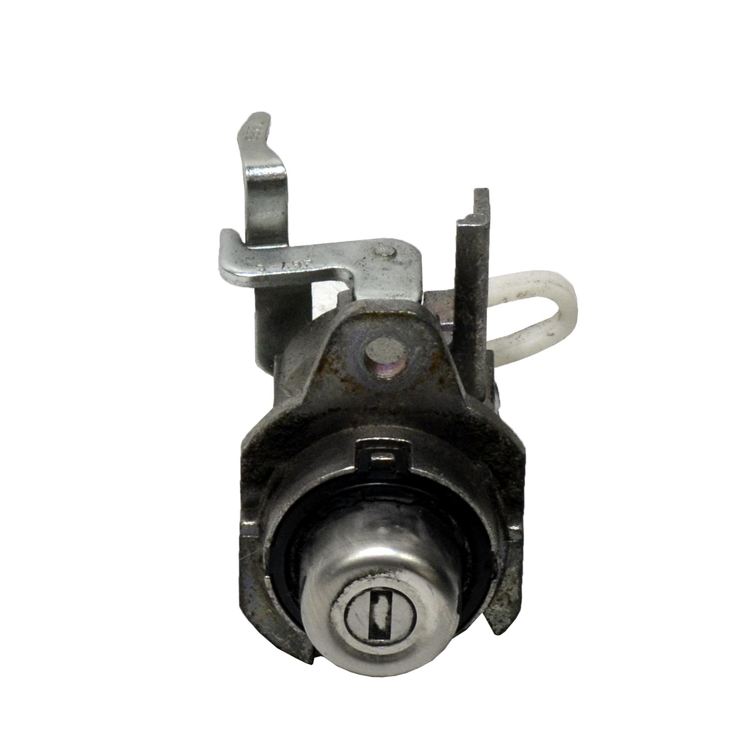 Ключалка заден капак Toyota Yaris 1.4 D-4D 90 конски сили