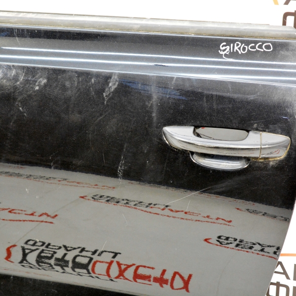 Лява врата VW Scirocco 2.0 TSI 200 конски сили