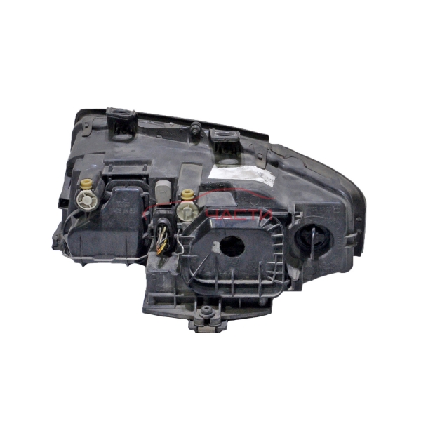 Десен фар Audi A4 1.9 TDI 130 конски сили