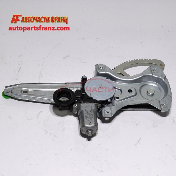 заден десен електрически стъклоповдигач Toyota Yaris 1.4 D 90 конски сили