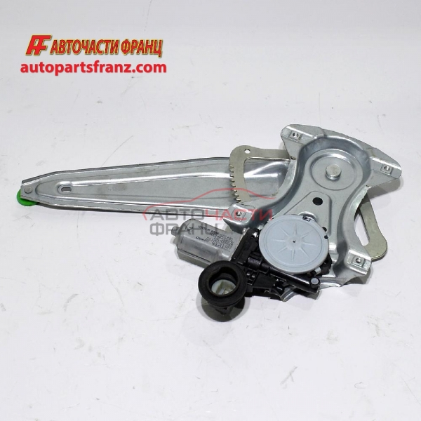 заден ляв електрически стъклоповдигач Toyota Yaris 1.4 D 90 конски сили