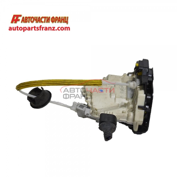 Задна лява брава Audi A4 2.0 TDI 136 конски сили 8E0839015AA 8 пина